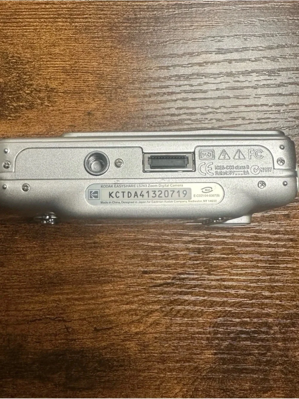 Kodak Silver 4.0MP Compact Digital Camera with Schneider-Kreuznach Lens